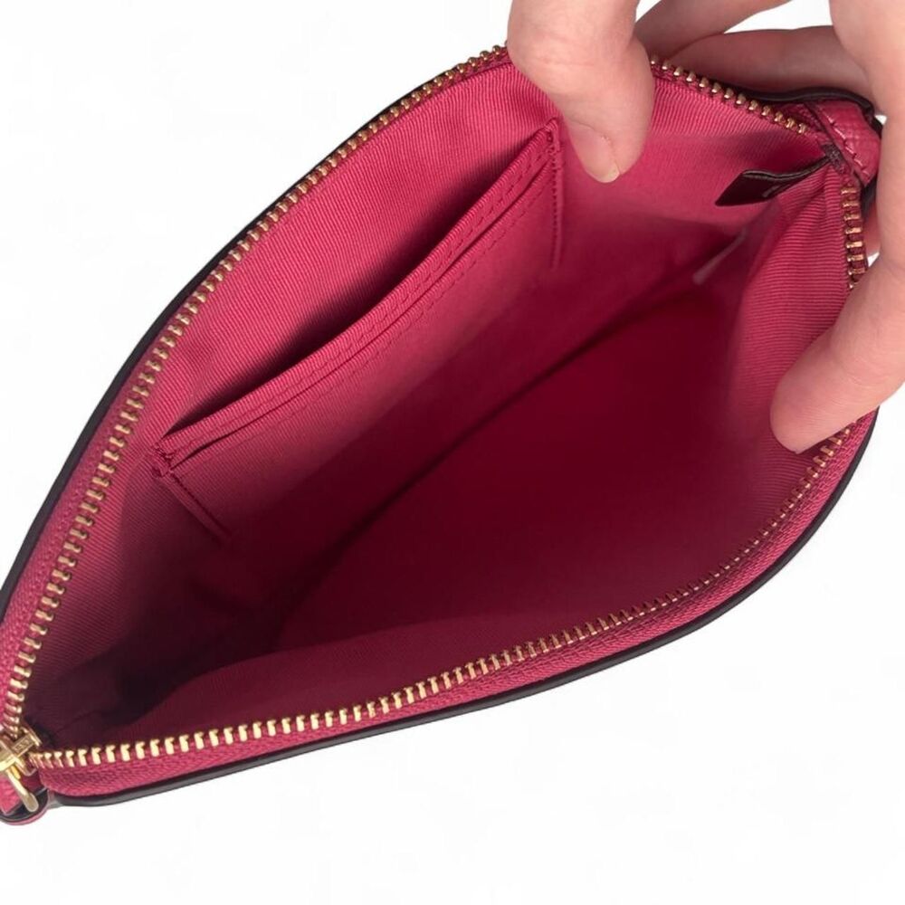 Coach Women's Pink Large Corner Zip Wallet Gold Hardware NWT - Picture 8 of 8